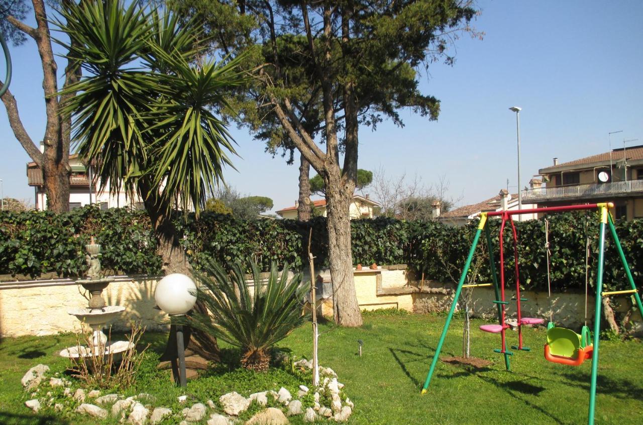 רומא Anagnina Apartment Capistrano מראה חיצוני תמונה