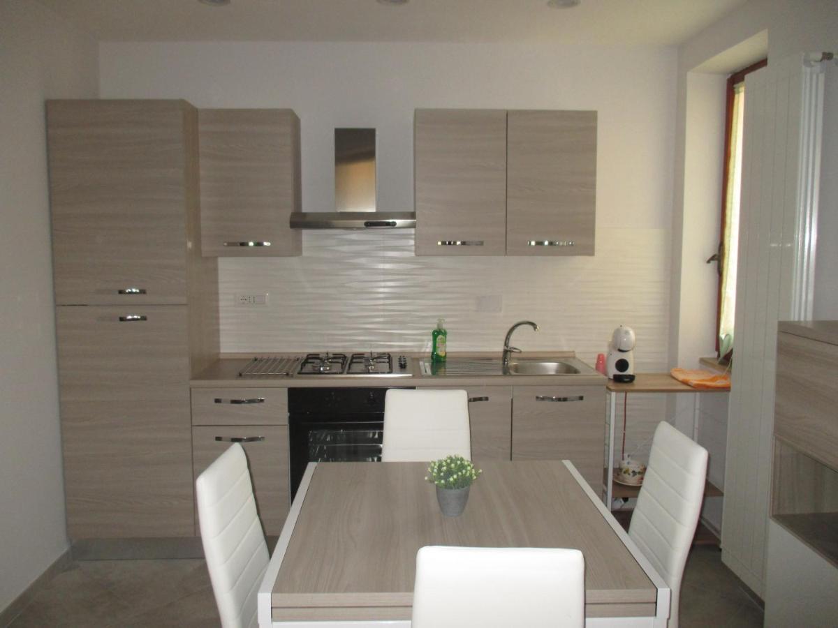 רומא Anagnina Apartment Capistrano מראה חיצוני תמונה